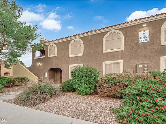 2nd image of 7950 W Flamingo Rd Unit 1041
