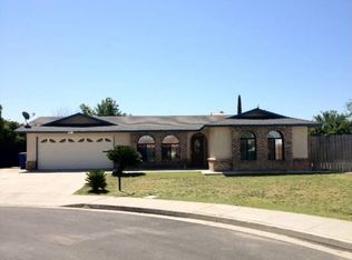2012 College Dr, Delano, CA 93215