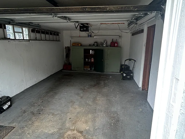 One Car Garage / Lawnmower