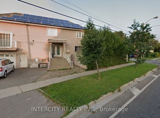 222 Combe Ave #1, Toronto, ON M3H 4K5