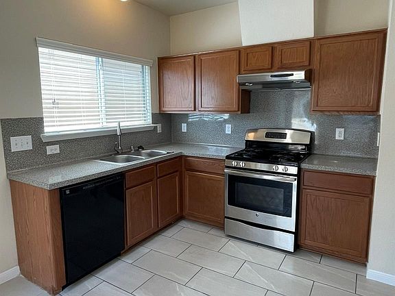 2nd image of 1755 Nichole Woods Dr