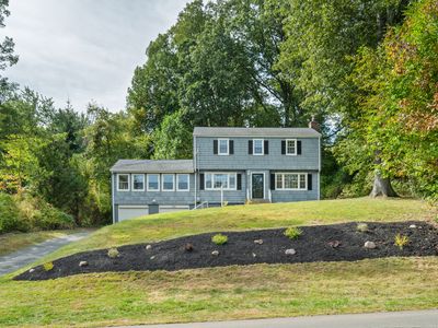 660 West Woods Road, Hamden, CT, 06518