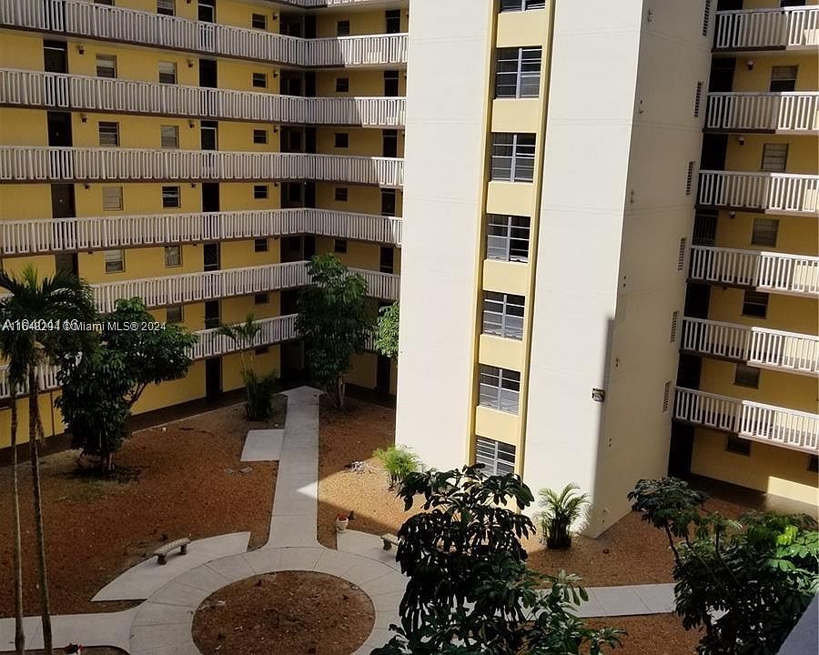 1st image of 15600 NW 7th Ave APT 414