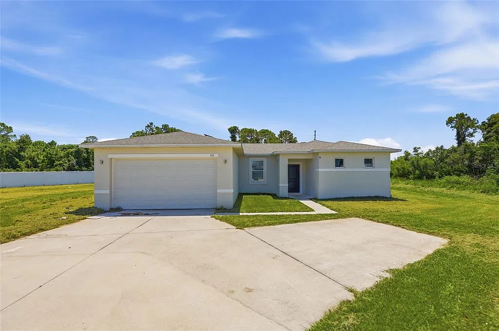 3 bed, 2.0 bath, 1450 sqft, $1,795 — Photo 1