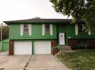 11716 Delmar Dr, Kansas City, MO 64134
