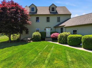 17 Stoneybrook Rd, North Grafton, MA 01536