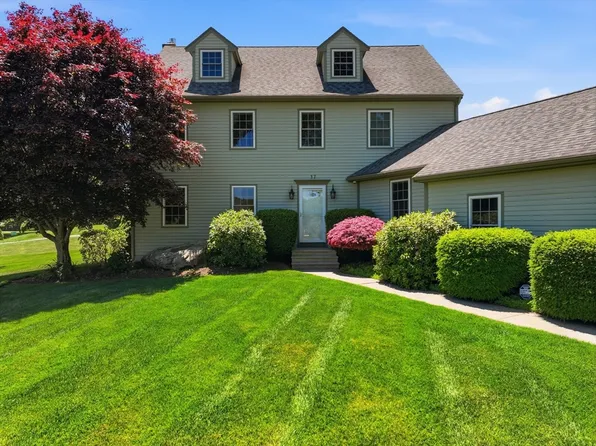 17 Stoneybrook Rd, North Grafton, MA 01536
