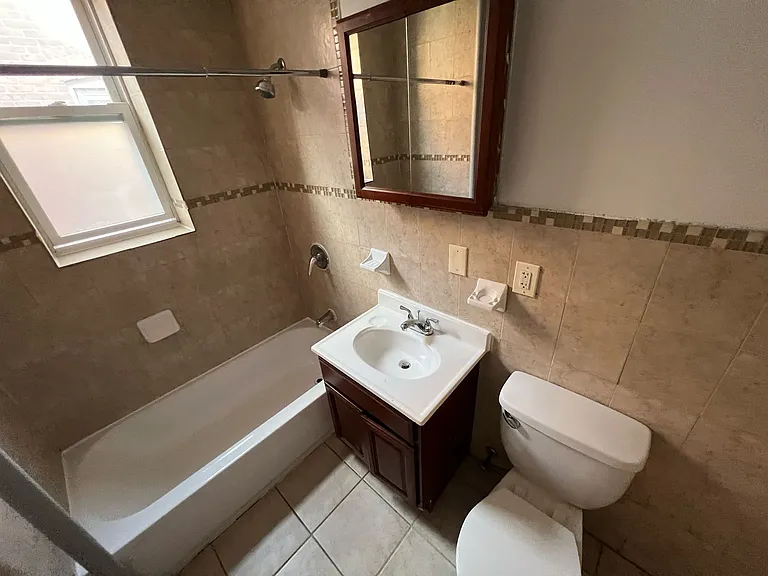 102-06 Kennedy Blvd #15E — Photo 4