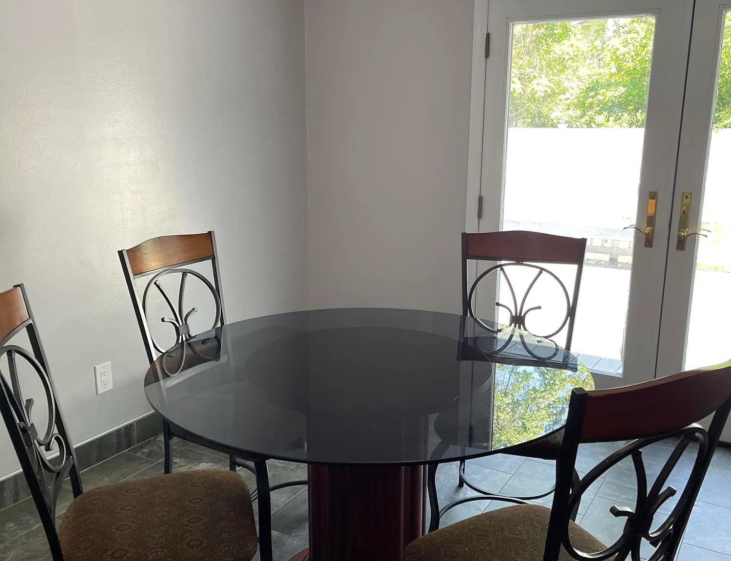 5 bed, $4,500 — Photo 4