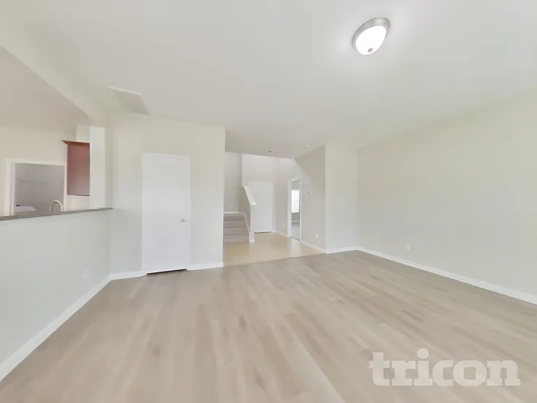 5002 Pacific Ridge Ln — Photo 4