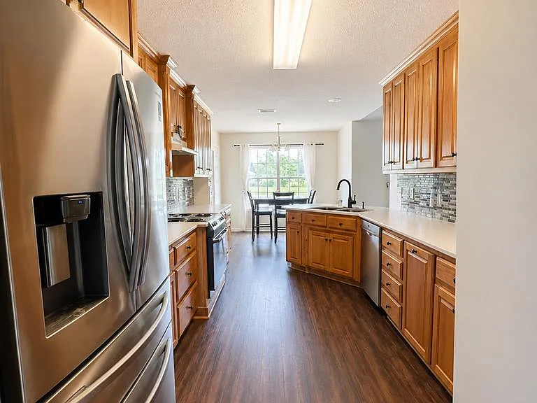 4001 Conway Cir — Photo 3