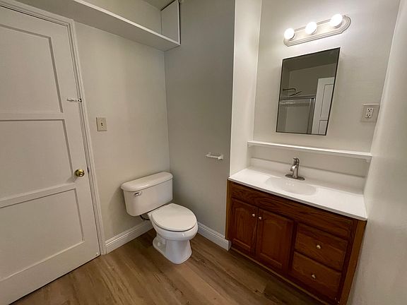5th image of 7517 Whitaker Ave