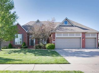 10301 E 19th St N, Wichita, KS 67206