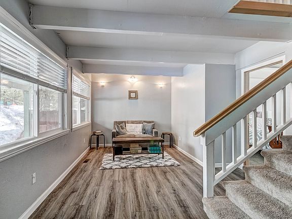 5th image of 1090 Mulberry Dr