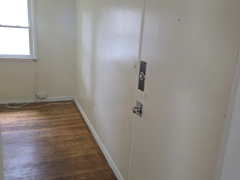 201 Maplewood Ave #3 — Photo 13