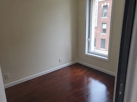 Rented by Mahzari Realty Inc | media 18