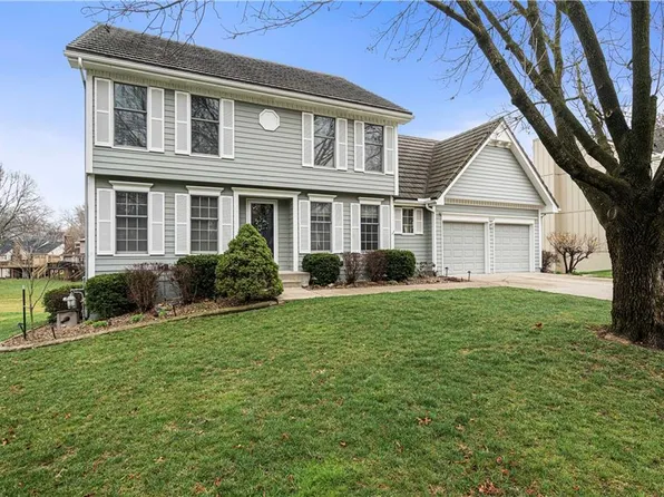 3503 NW Lake Dr, Lees Summit, MO 64064