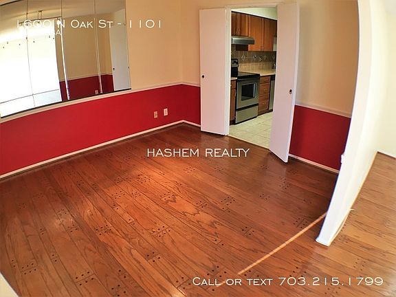 5th image of 1600 N Oak St APT 1101