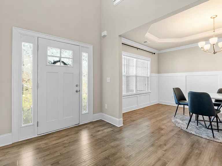 7435 Red Poppy Dr — Photo 4