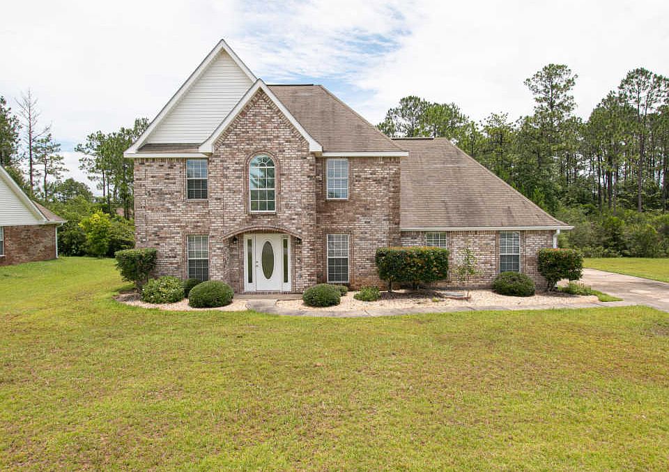 1st image of 15012 Camp Ln