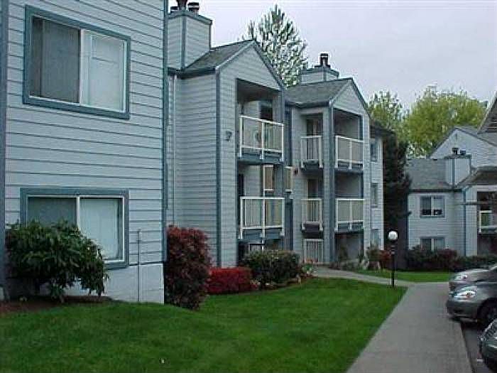 Renton Ridge Condo
