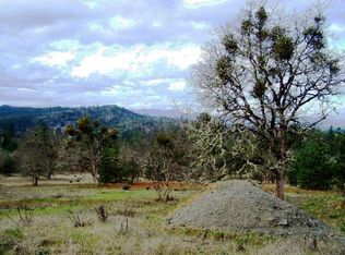 448 Dearing Way, Grants Pass, OR 97527