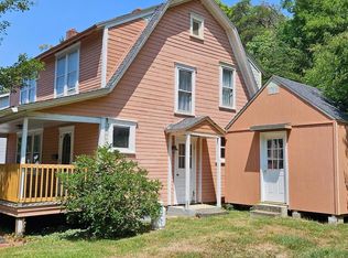 315 Martinsburg Rd, Berkeley Springs, WV 25411