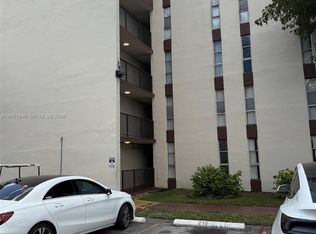 9411 SW 4th St APT 111, Miami, FL 33174