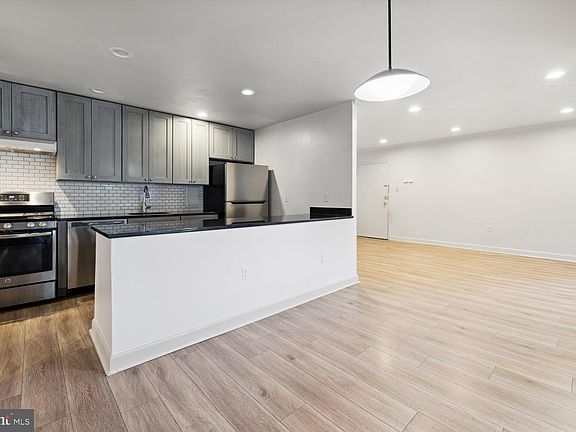 5th image of 12211 Braxfield Ct #85
