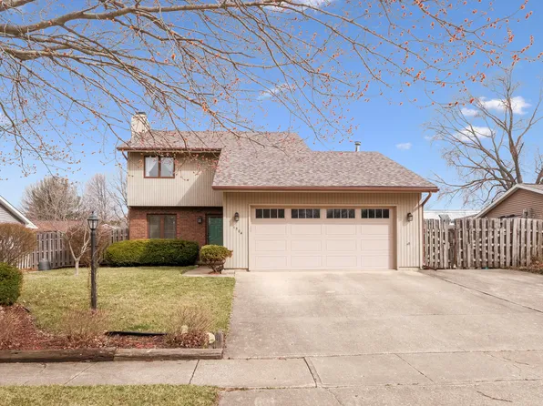 1504 Harrington Dr, Champaign, IL 61821