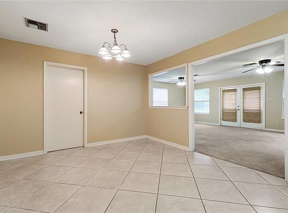 4th image of 404 Barton Ave