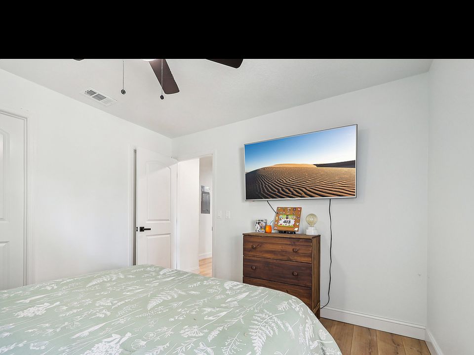 1st image of 2360 Sun Valley Cir Unit 2360