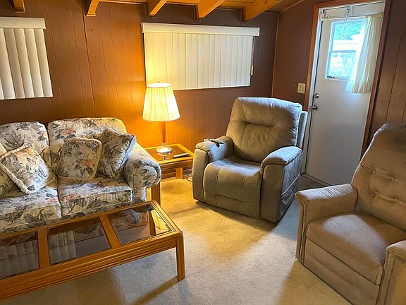 5th image of 701 Westwind Drive