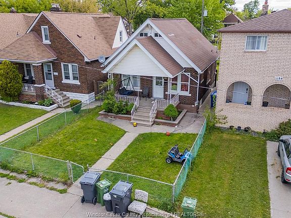 3rd image of 1180 Langlois Ave
