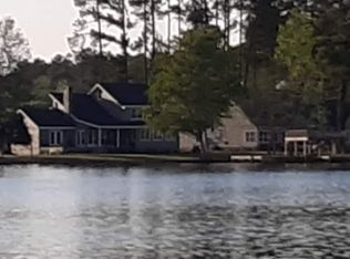 201 Alan Dr, Douglas, GA 31535