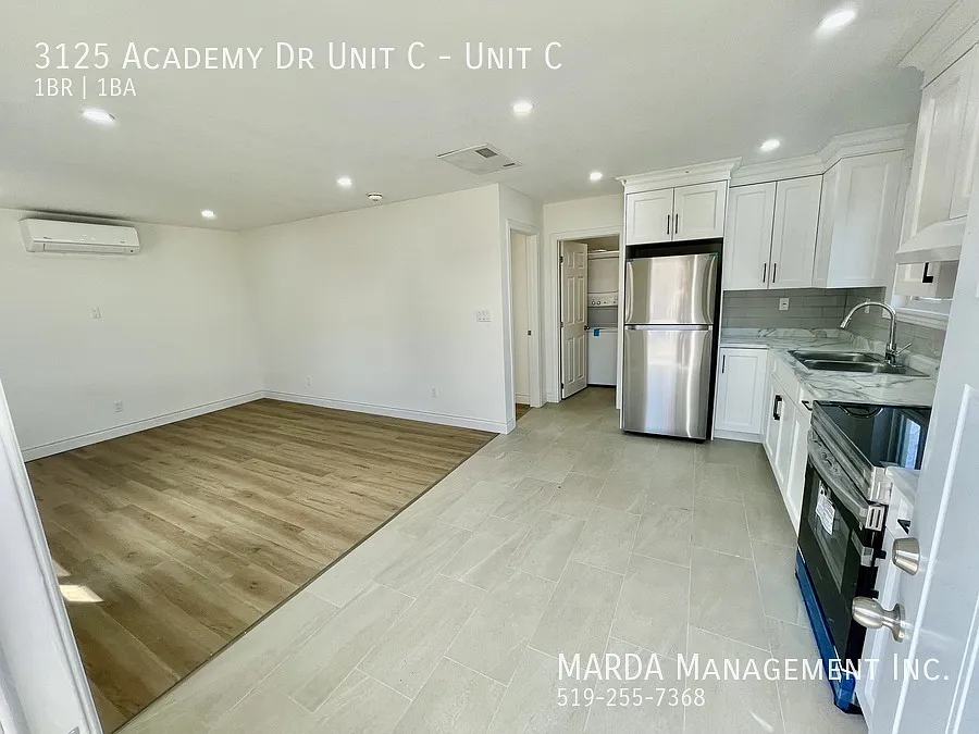 3125 Academy Dr #C