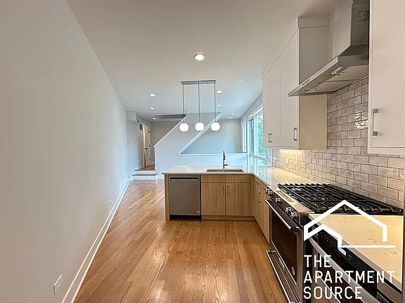 5th image of 1400 N Paulina St #2