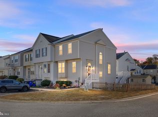 21 Spring Dr, Newark, DE 19702