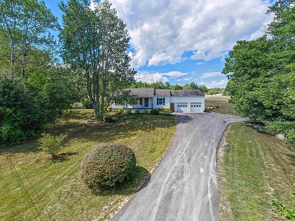4th image of 6 Ridge Berry Lane