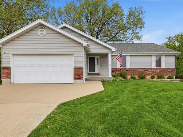 1475 Grandview Dr, Warrensburg, MO 64093