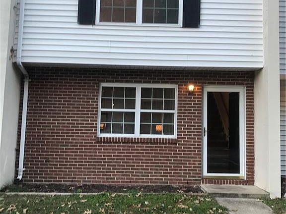 2nd image of 37 Oneonta Dr