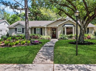 1611 Briarpark Dr, Houston, TX 77042