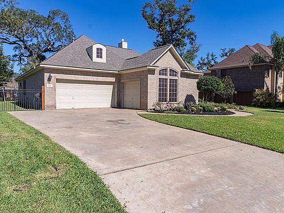3rd image of 114 Canyon Oak Dr