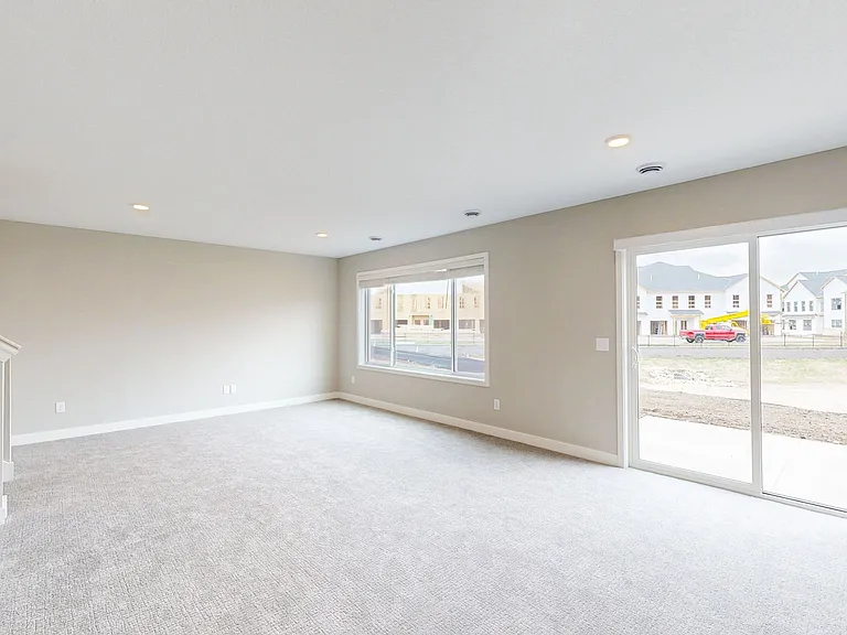 16026 Kenyon Ave #1 — Photo 19