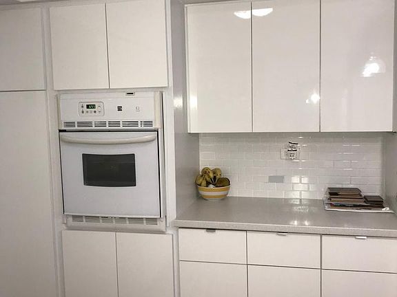 5th image of 1408 Brickell Bay Dr APT 714