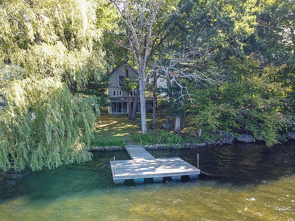 5th image of 12 Downey Pl