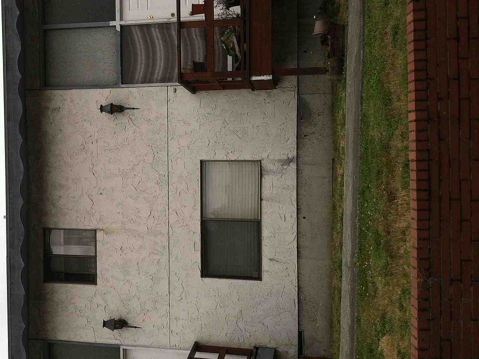 1st image of 8803 23rd Ave NE
