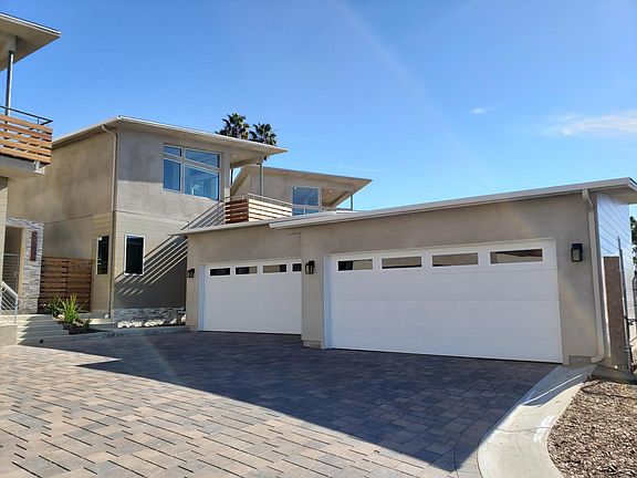 Parking in one 2-Car Garage