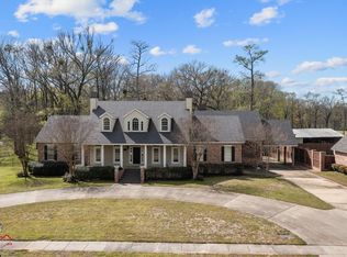 5743 Lake Side Dr, Bossier City, LA 71111