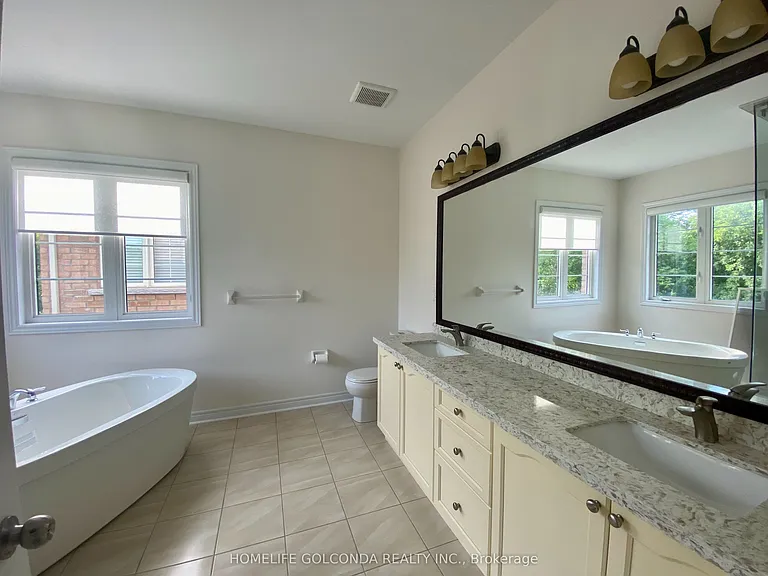 160 Chouinard Way — Photo 20